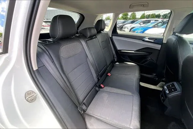 2024 Volkswagen Taos 1.5T SE thumbnail 20