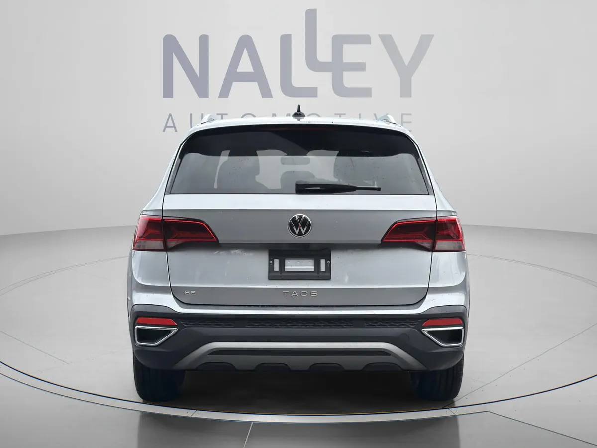 2024 Volkswagen Taos 1.5T SE thumbnail 5