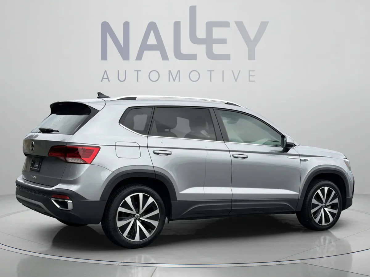 2024 Volkswagen Taos 1.5T SE thumbnail 6