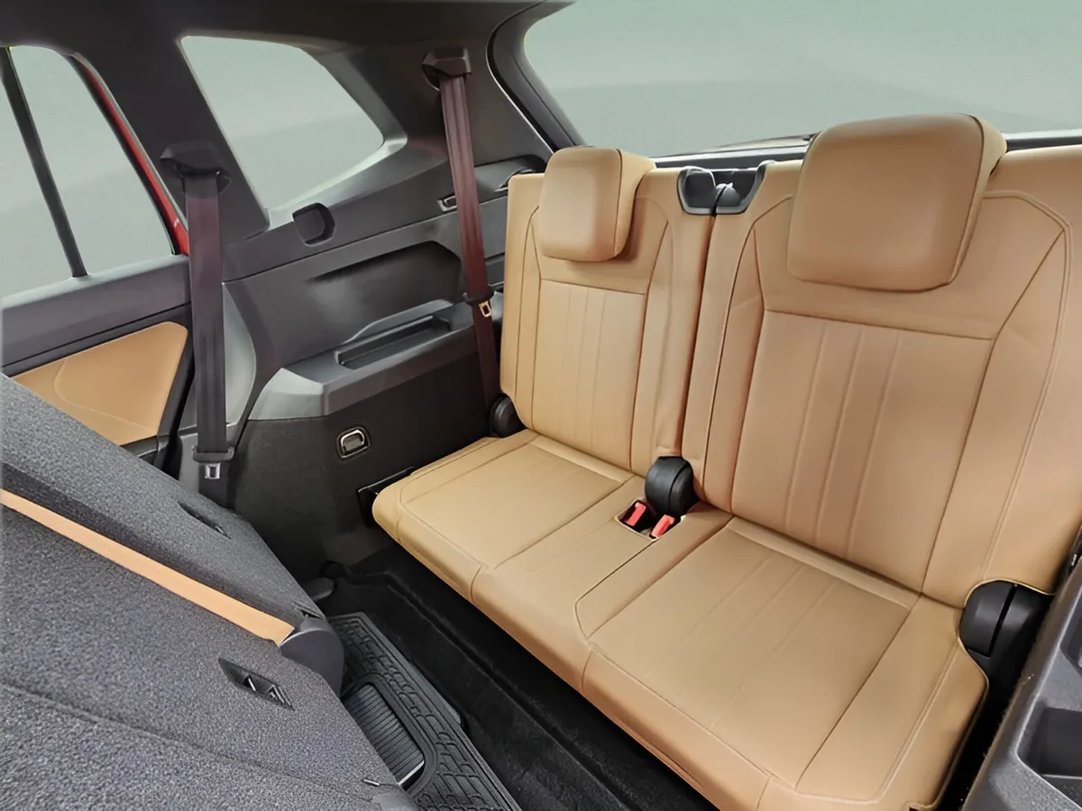 2024 Volkswagen Tiguan SE thumbnail 14