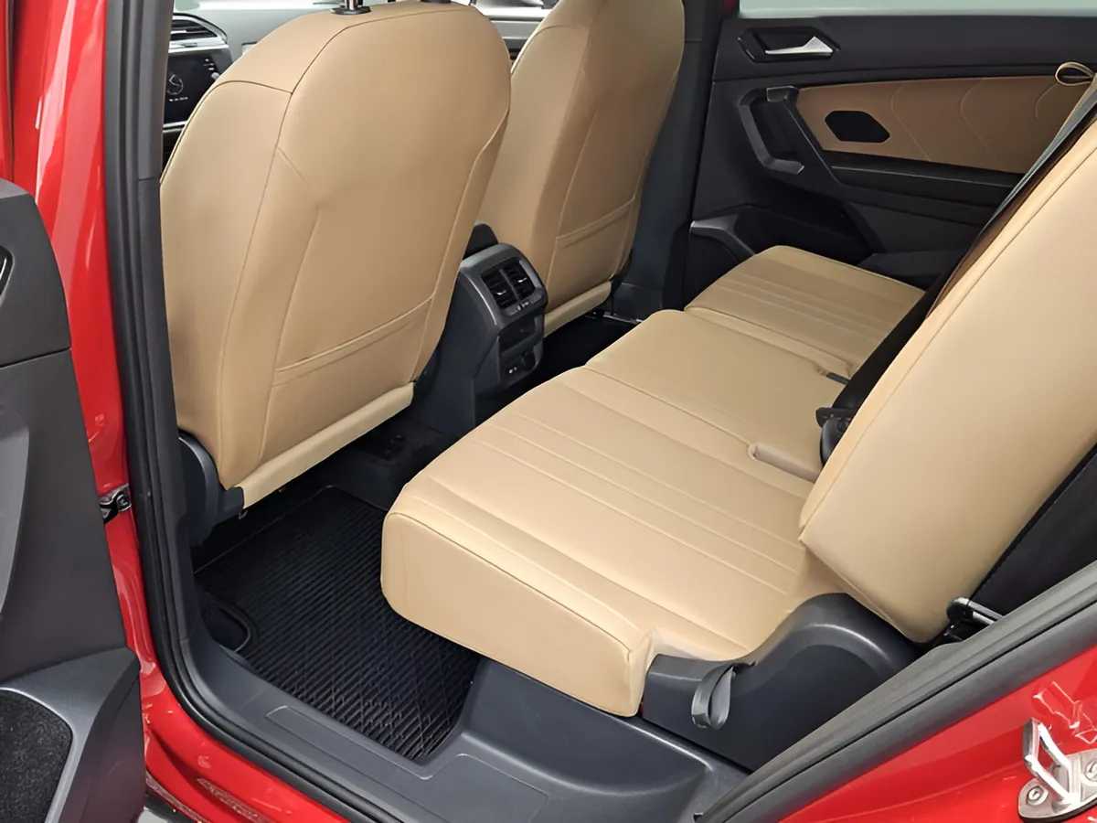 2024 Volkswagen Tiguan SE thumbnail 15