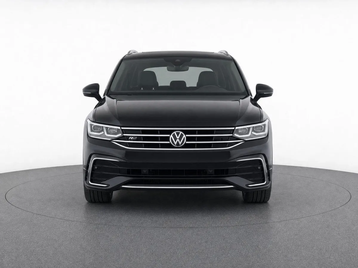 2024 Volkswagen Tiguan SEL R-Line thumbnail 5