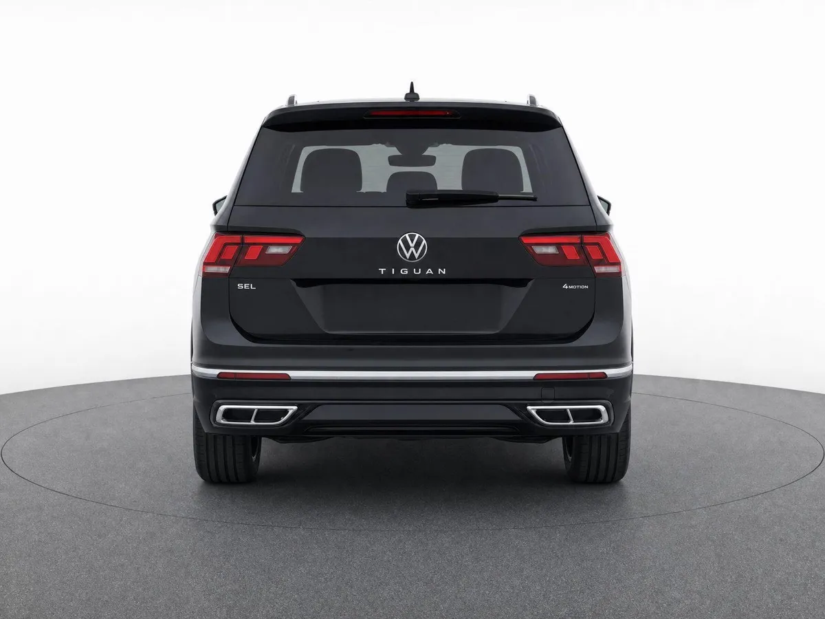2024 Volkswagen Tiguan SEL R-Line thumbnail 7