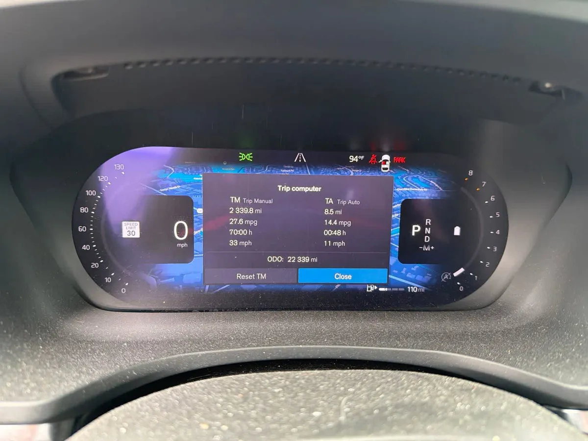 2024 Volvo S60 B5 Plus Black Edition thumbnail 2