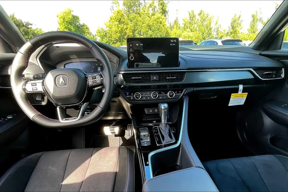 2025 Acura ADX w/A-Spec Package thumbnail 5