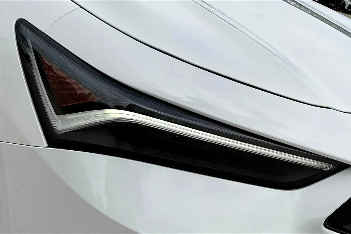 2025 Acura Integra thumbnail 13