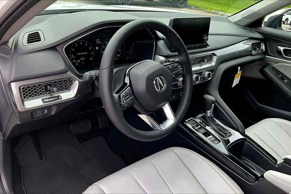 2025 Acura Integra thumbnail 8