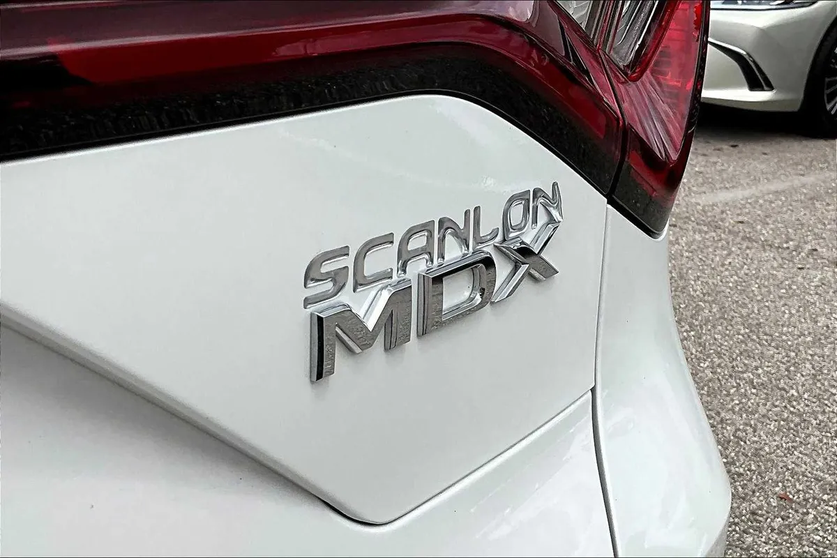 2025 Acura MDX thumbnail 11