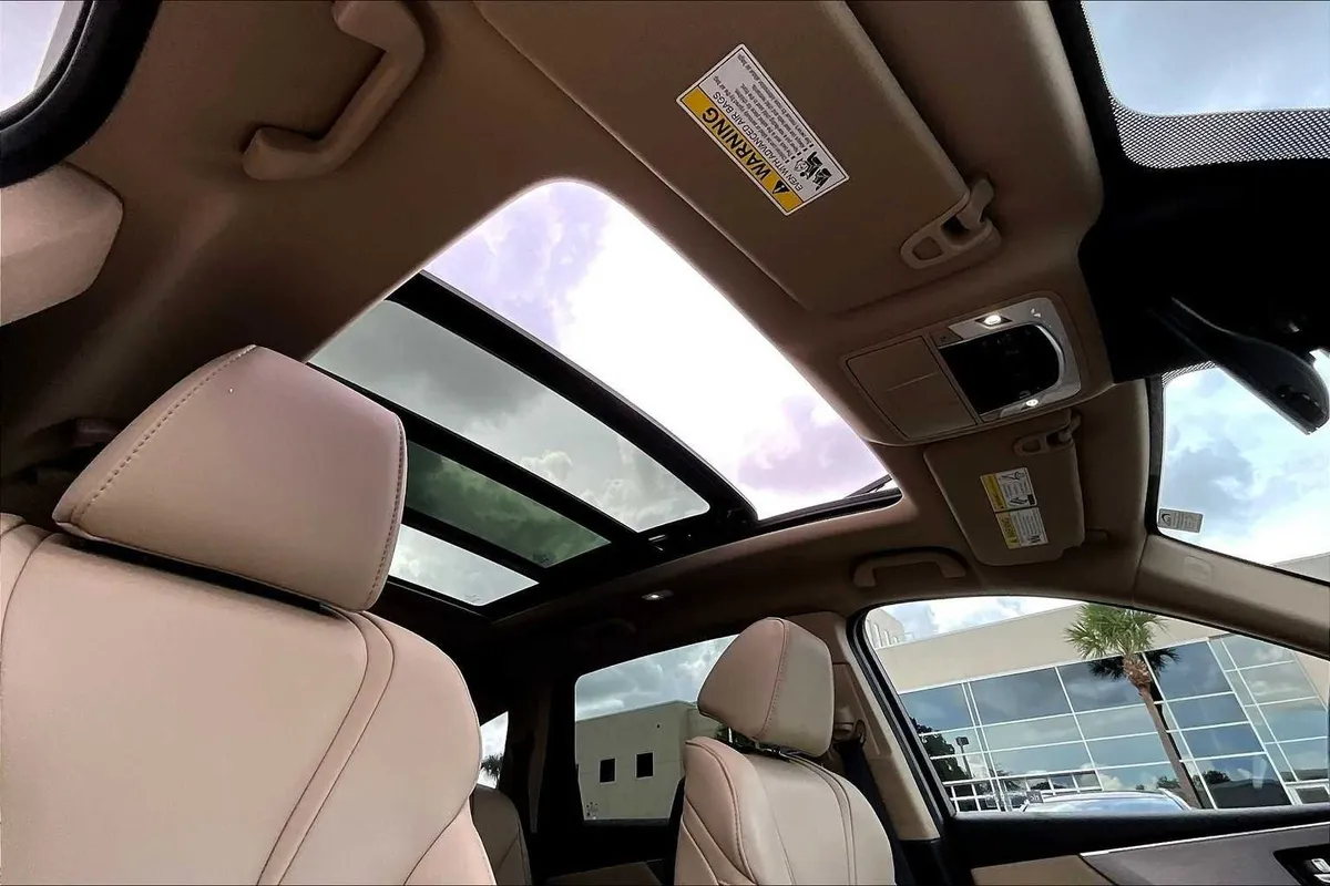 2025 Acura MDX thumbnail 14
