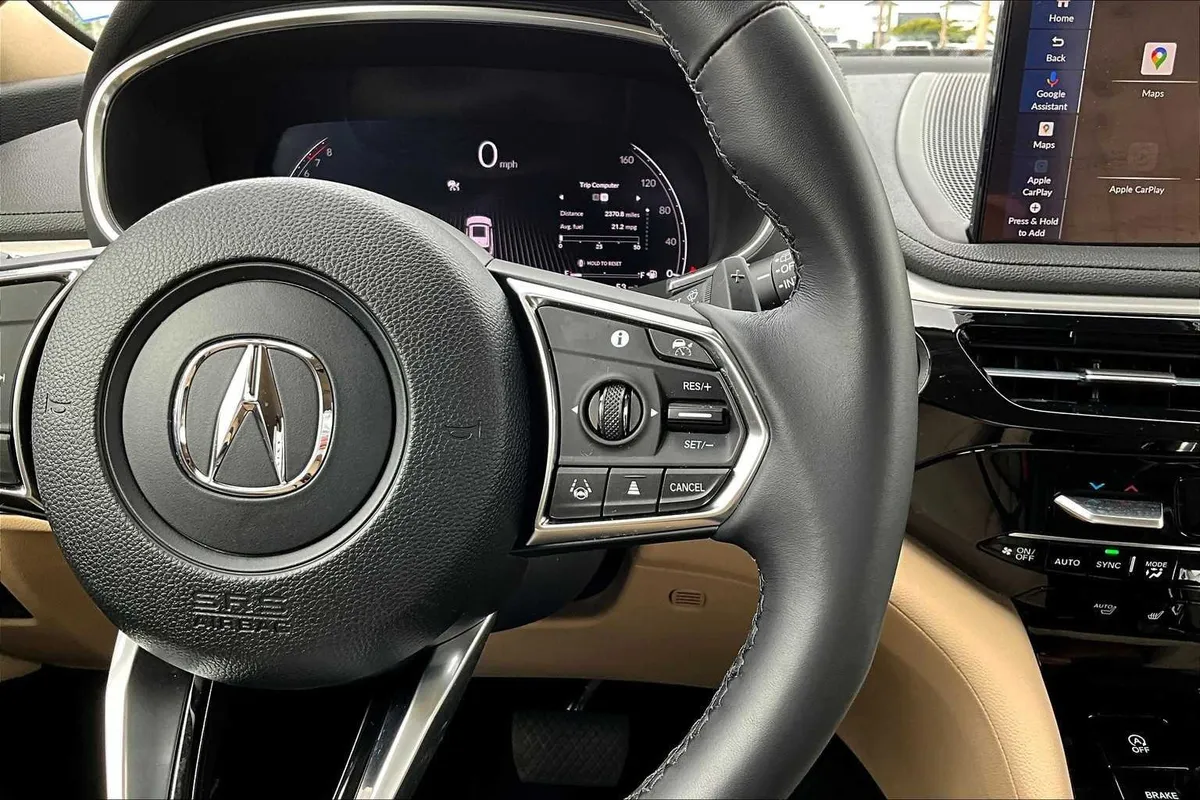 2025 Acura MDX thumbnail 23