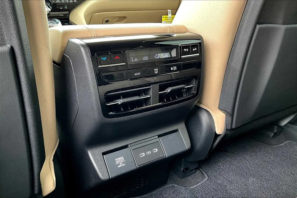 2025 Acura MDX thumbnail 34