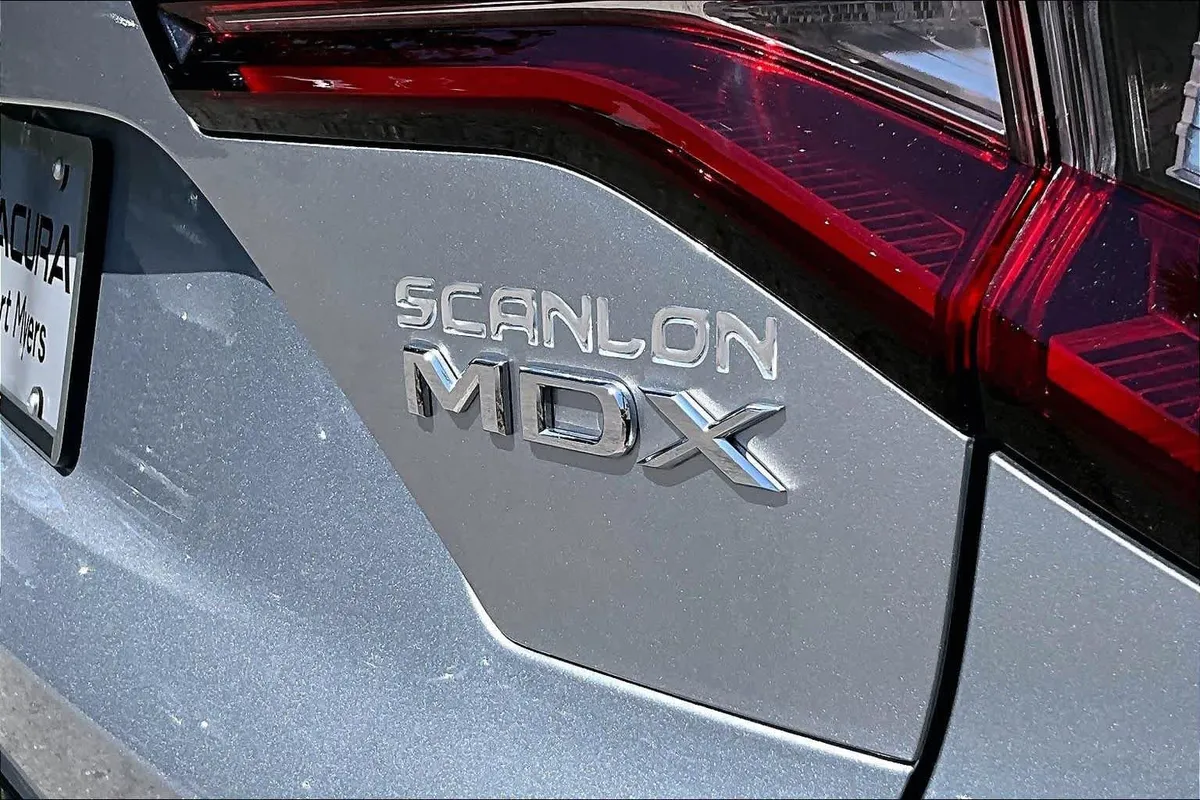 2025 Acura MDX thumbnail 10