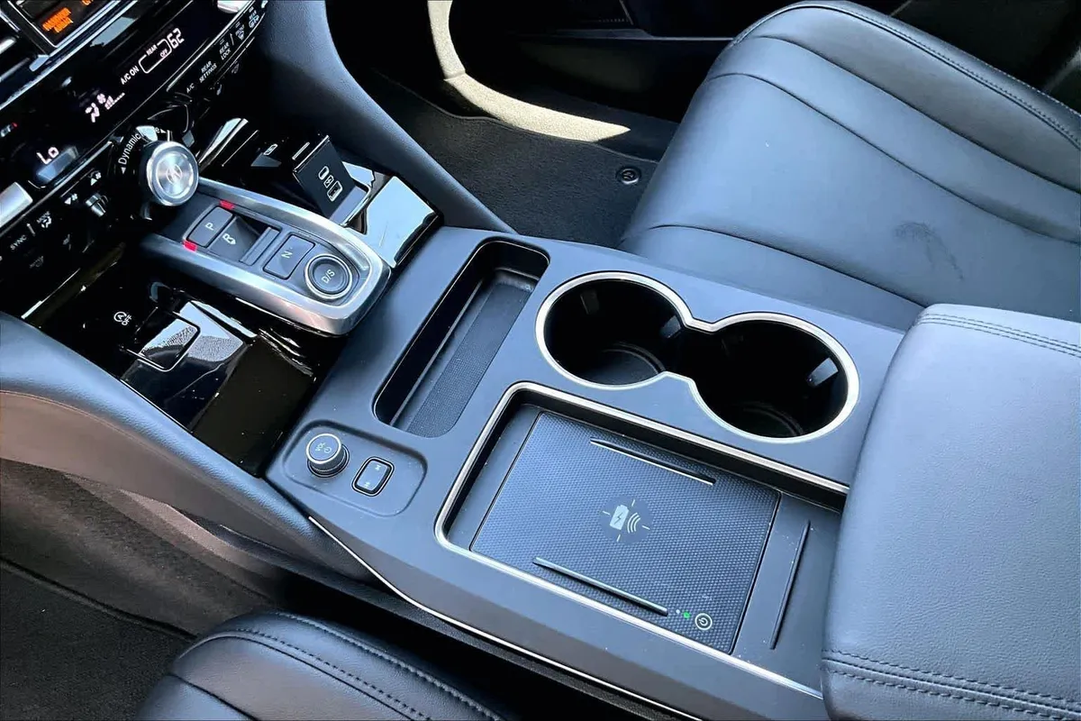 2025 Acura MDX thumbnail 17