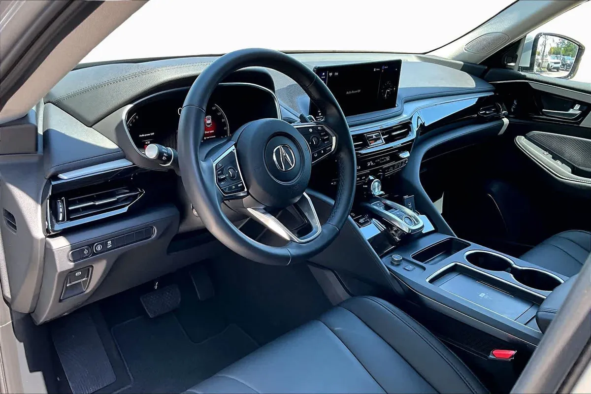 2025 Acura MDX thumbnail 18