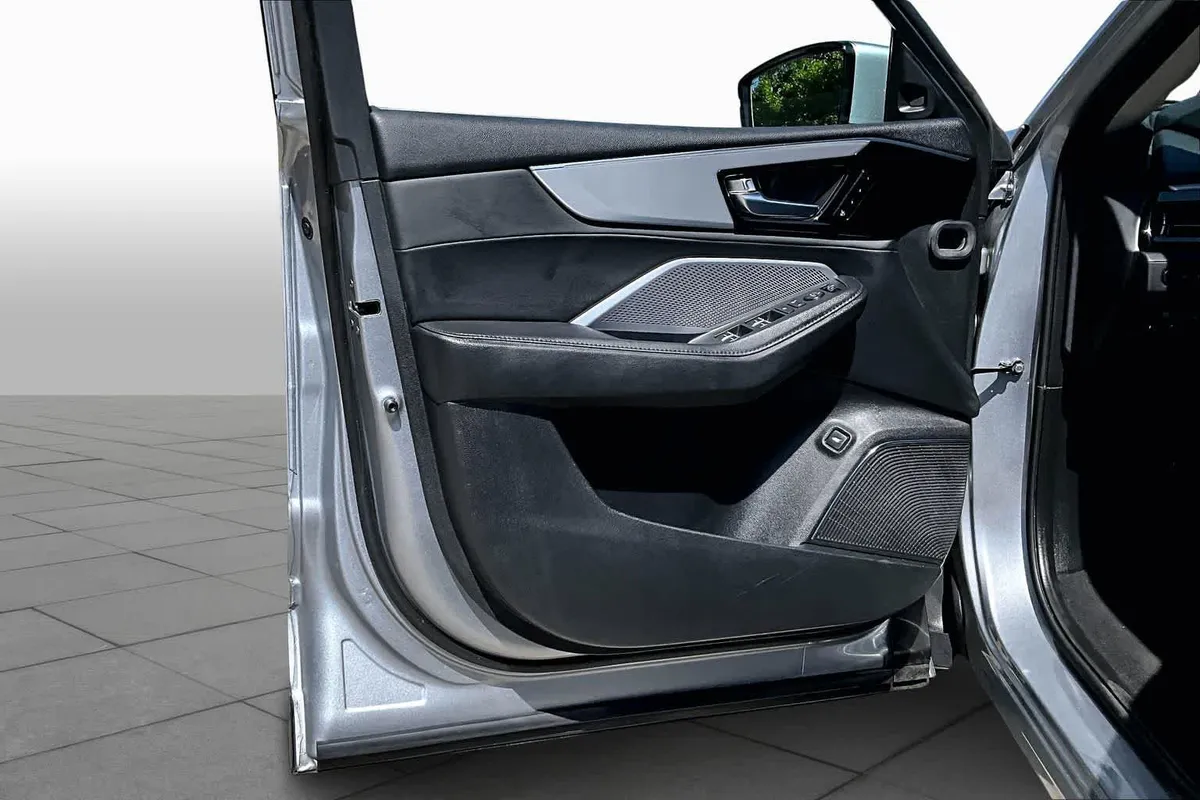 2025 Acura MDX thumbnail 26