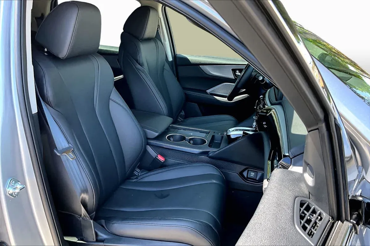 2025 Acura MDX thumbnail 9