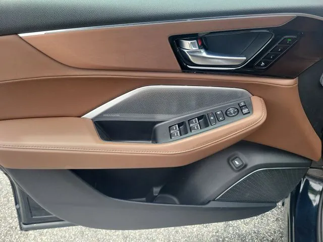 2025 Acura MDX FWD Technology Package thumbnail 8