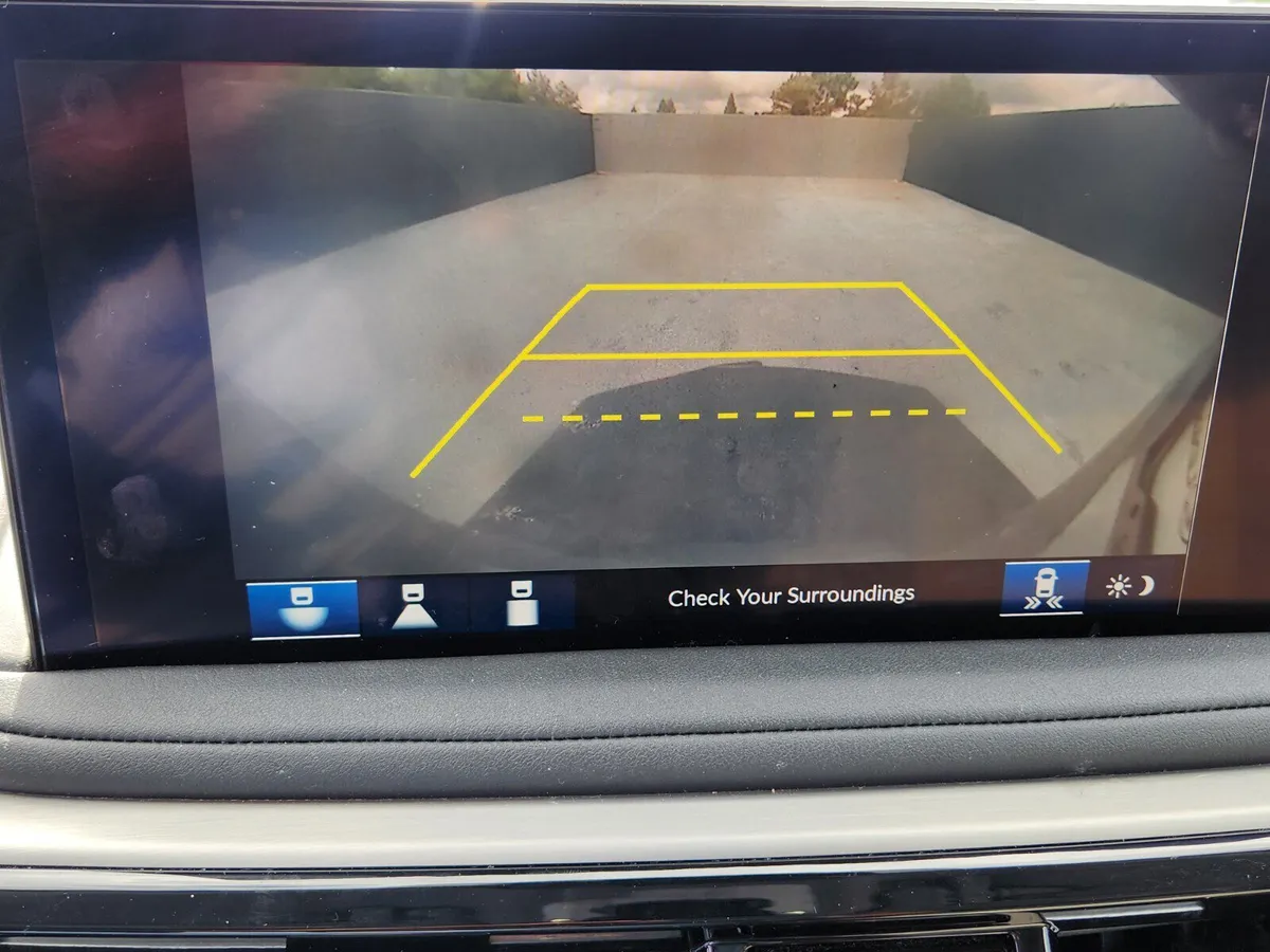 2025 Acura MDX w/Technology Package thumbnail 12