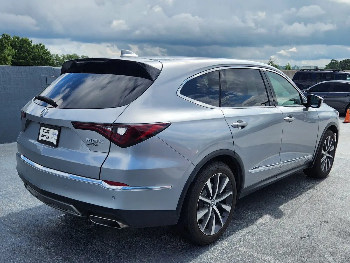 2025 Acura MDX w/Technology Package thumbnail 6