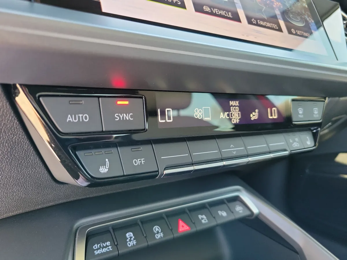 2025 Audi A3 Premium thumbnail 14