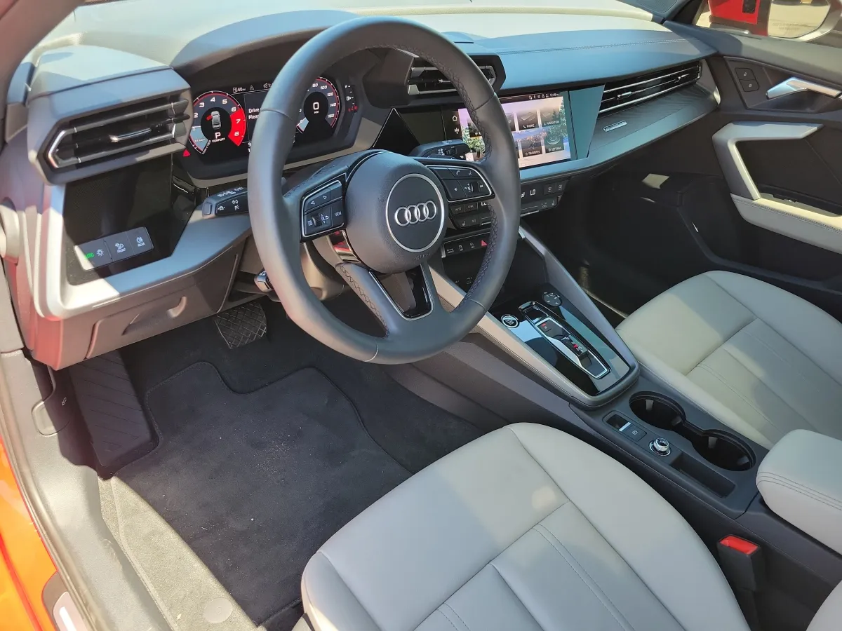 2025 Audi A3 Premium thumbnail 4