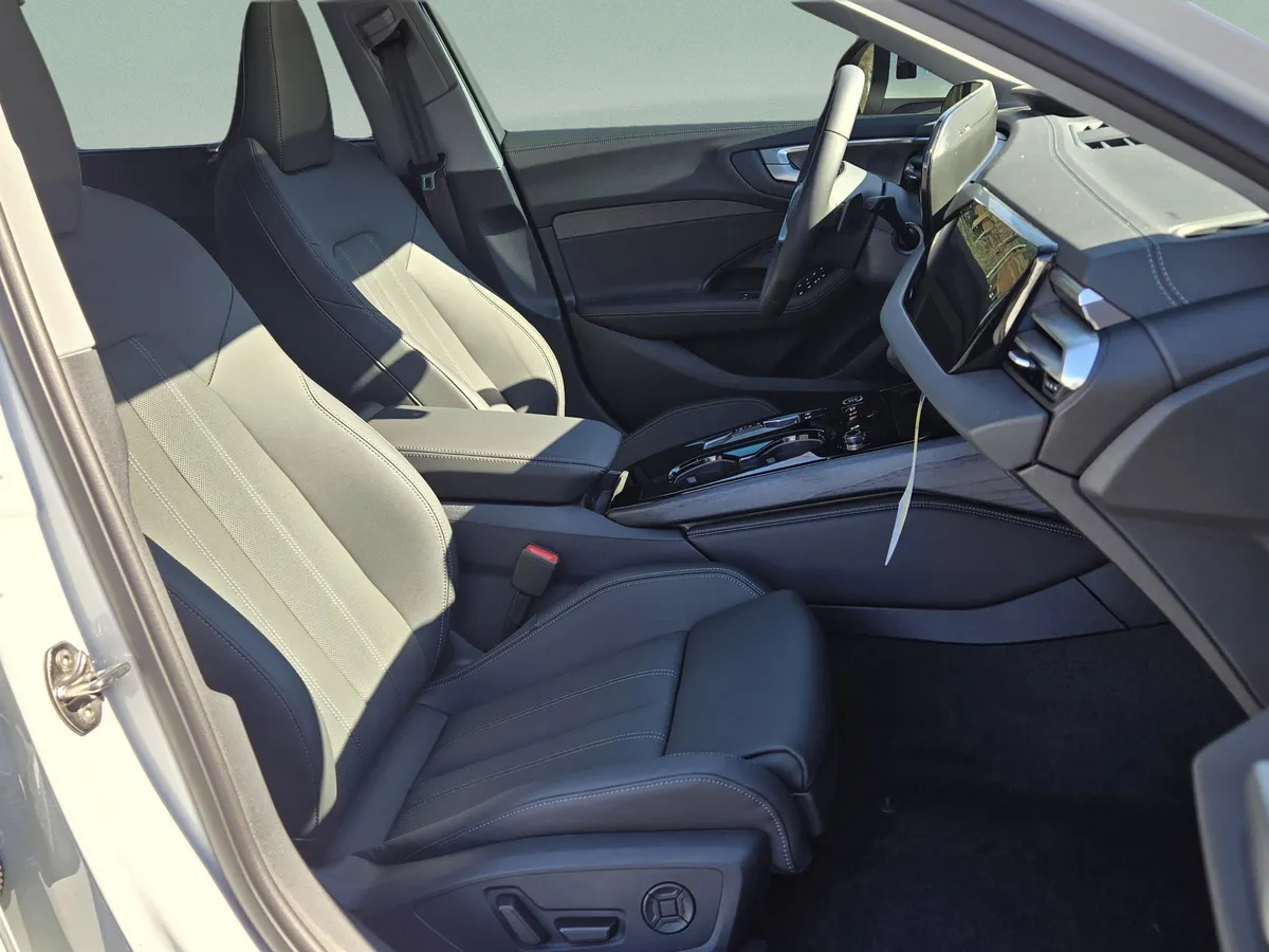 2025 Audi A5 Premium Plus thumbnail 25
