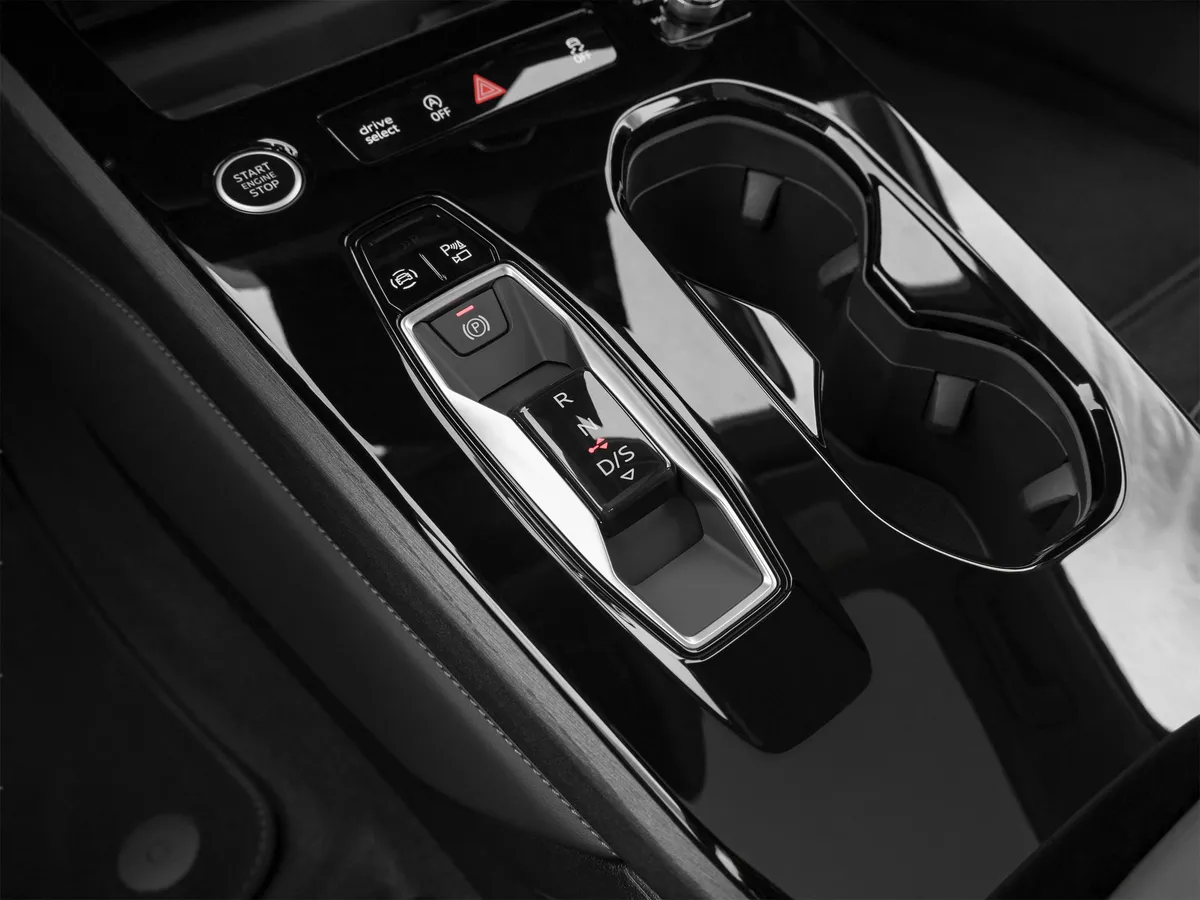 2025 Audi A5 Premium thumbnail 30
