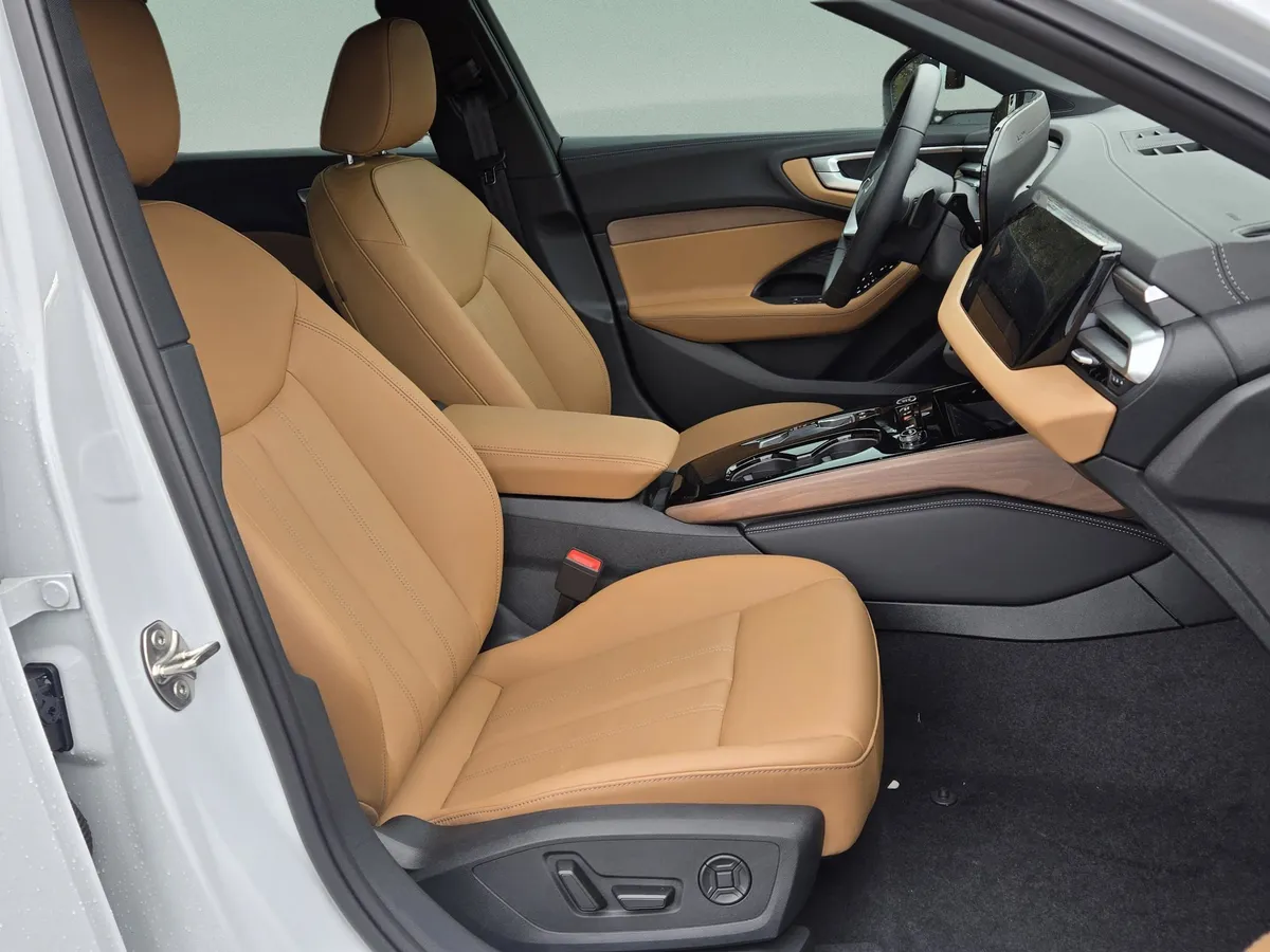 2025 Audi A5 Premium thumbnail 16