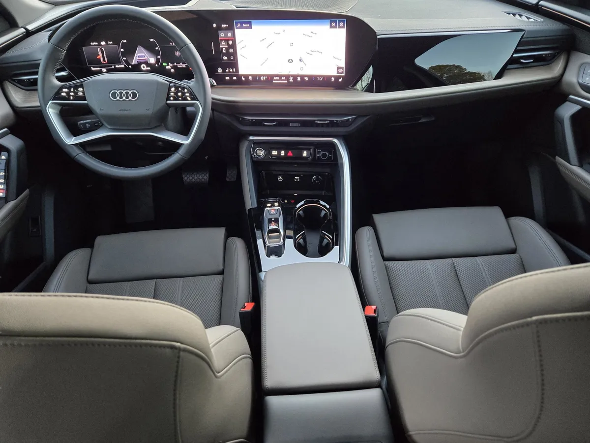 2025 Audi Q5 Premium Plus thumbnail 29