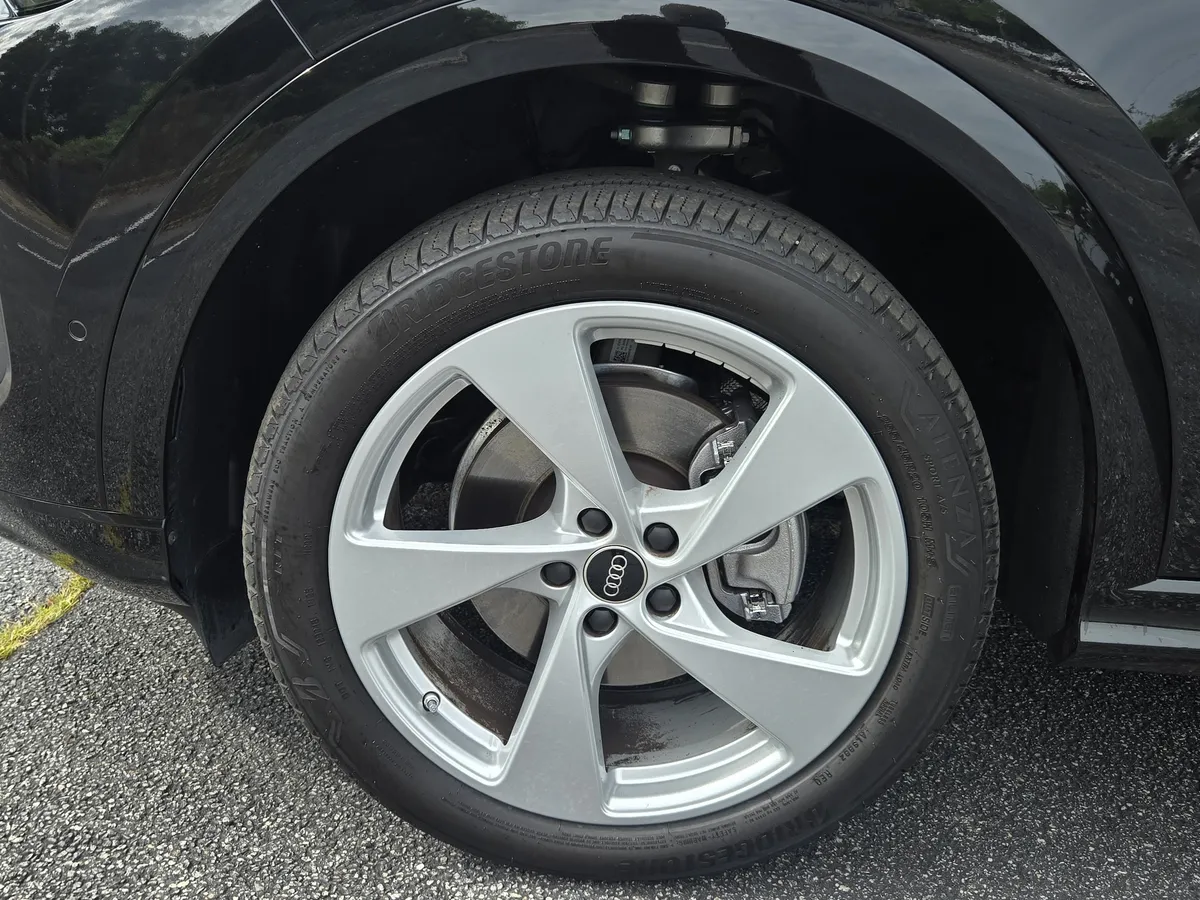 2025 Audi Q5 Premium Plus thumbnail 13