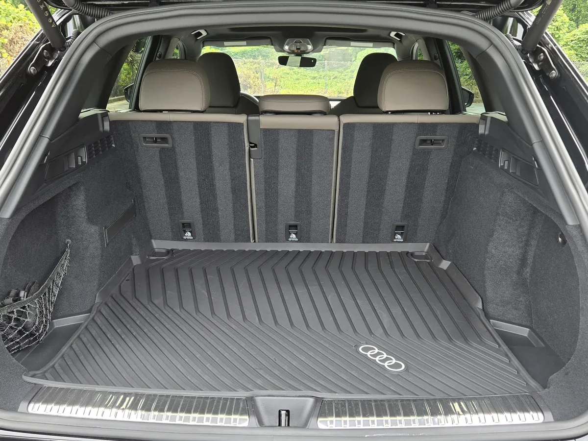 2025 Audi Q5 Premium Plus thumbnail 17