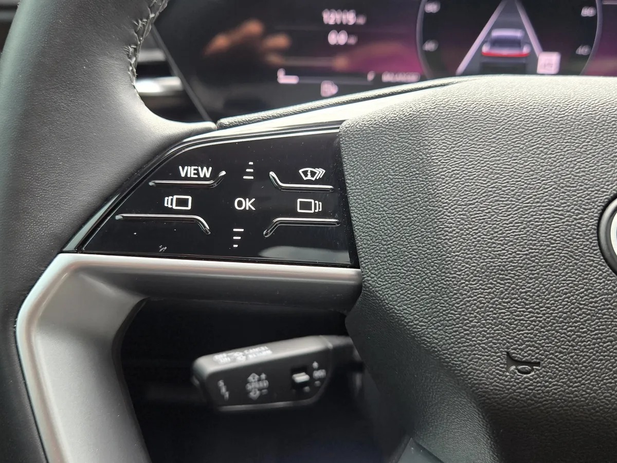 2025 Audi Q5 Premium Plus thumbnail 31