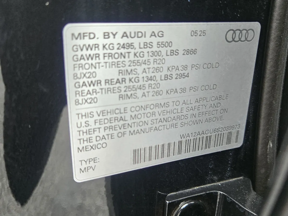 2025 Audi Q5 Premium Plus thumbnail 37