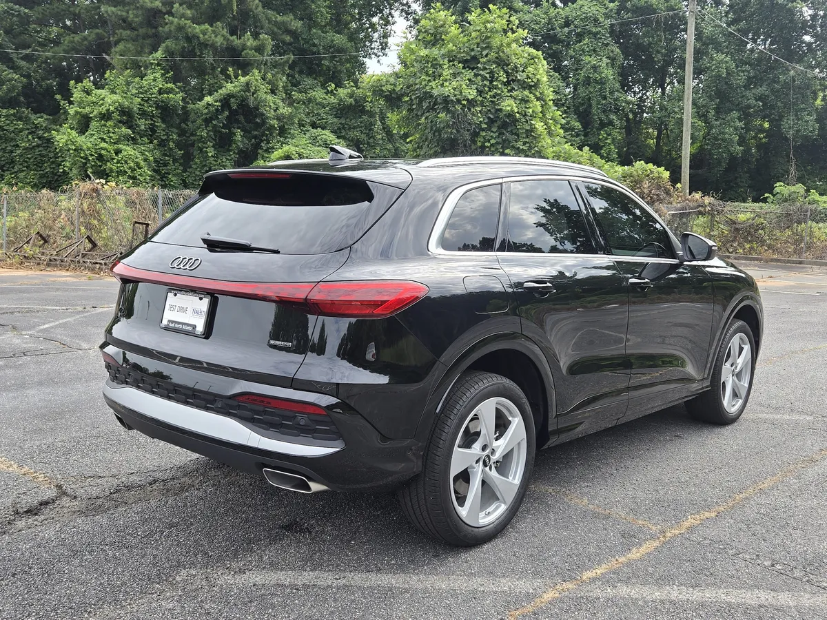 2025 Audi Q5 Premium Plus thumbnail 6