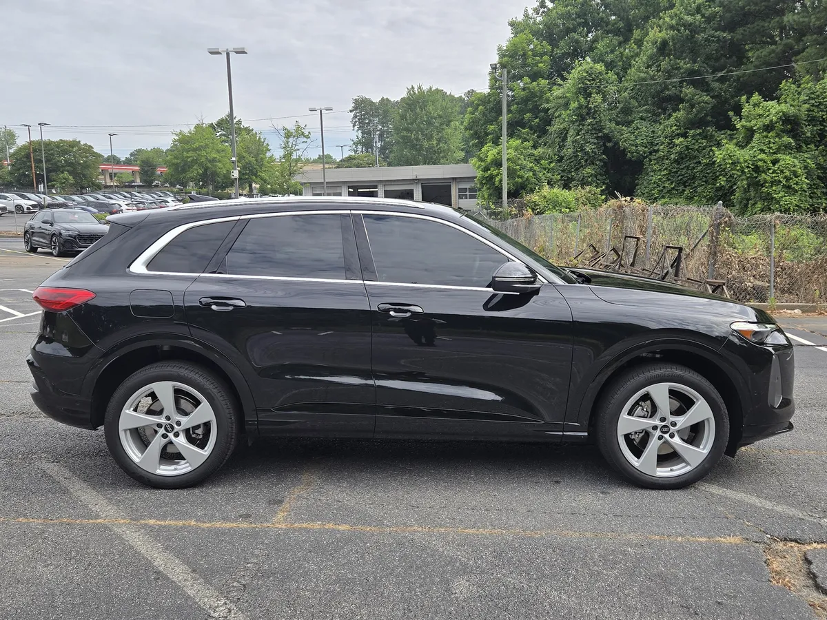 2025 Audi Q5 Premium Plus thumbnail 7