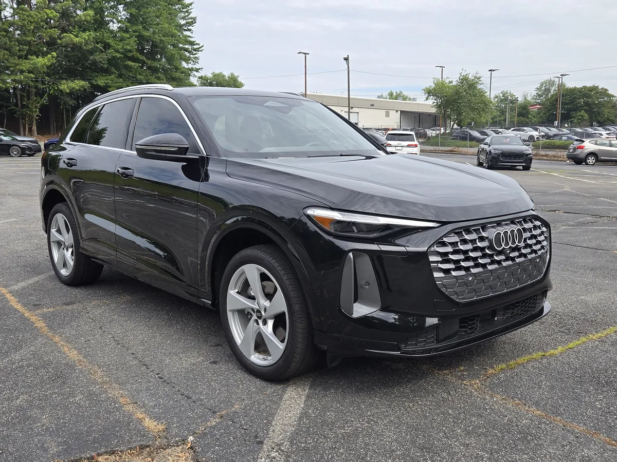 2025 Audi Q5 Premium Plus thumbnail 8