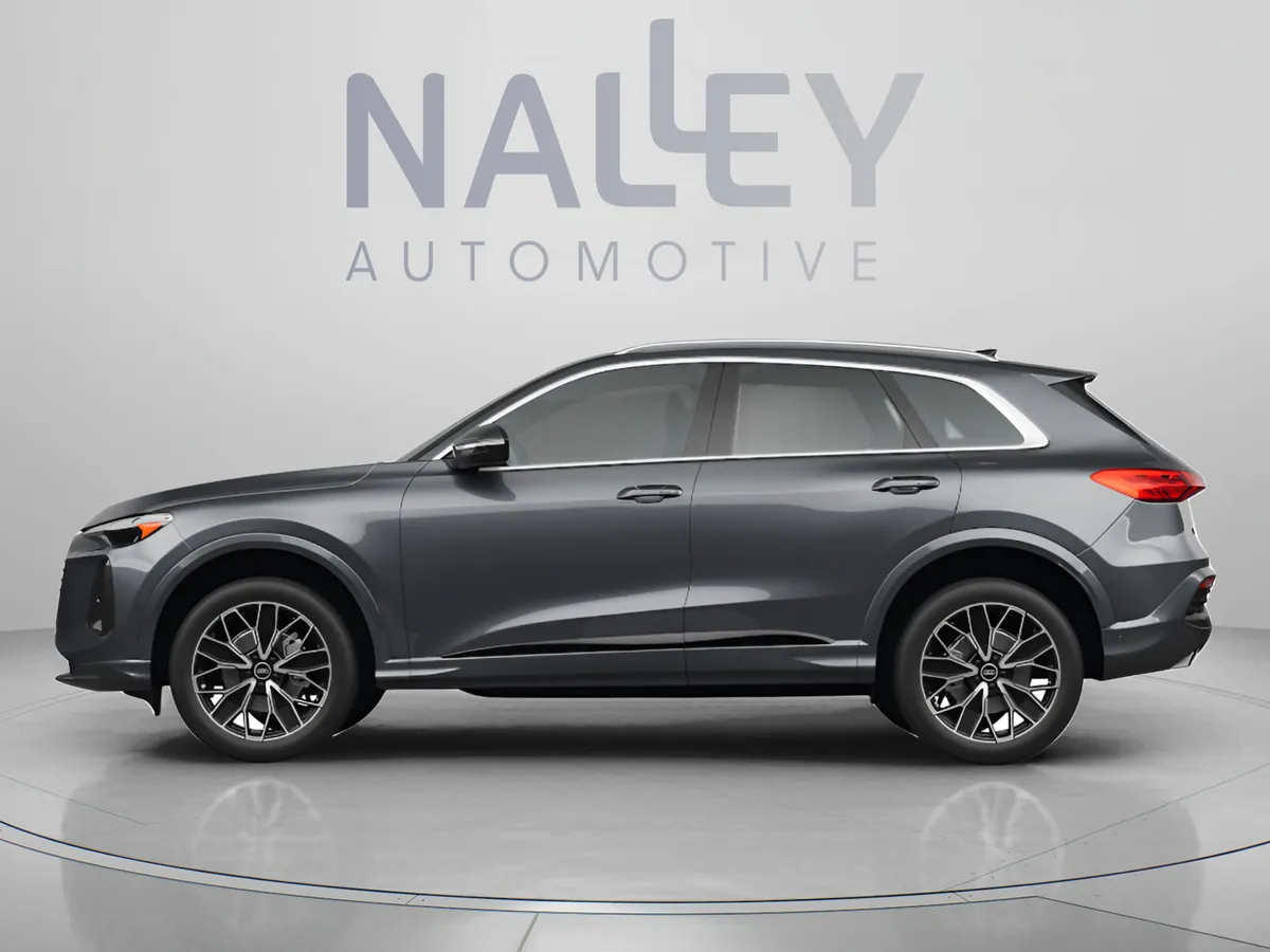 2025 Audi Q5 Premium thumbnail 2