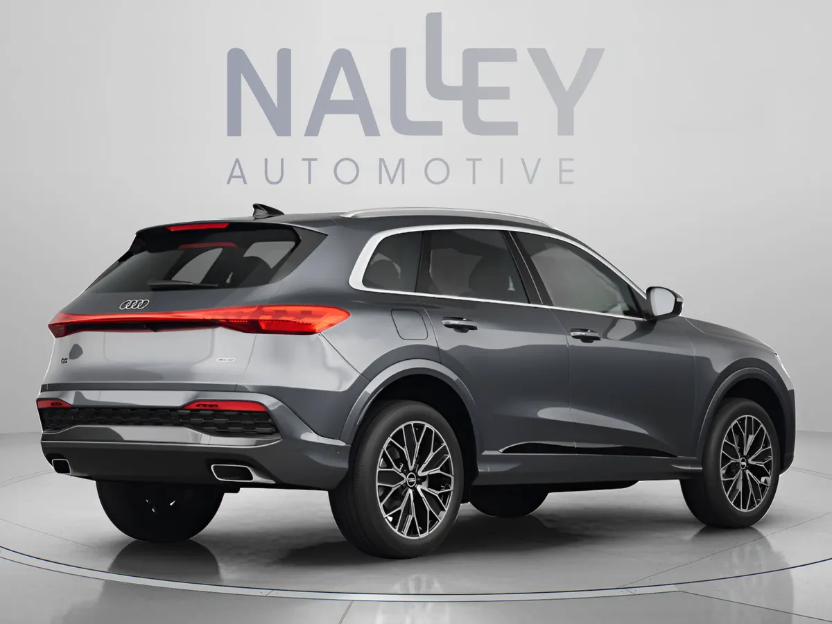 2025 Audi Q5 Premium thumbnail 4