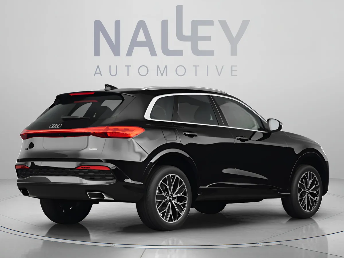 2025 Audi Q5 Premium thumbnail 4