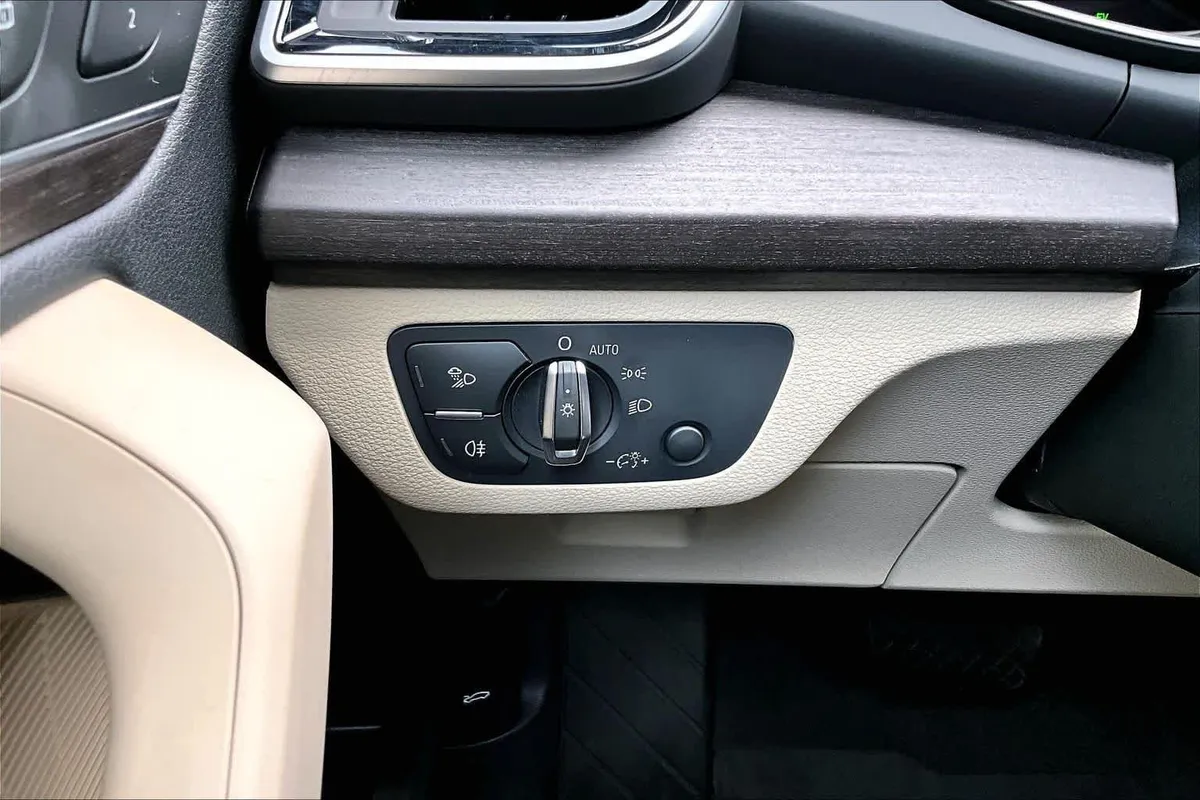 2025 Audi Q5 S line Premium Plus thumbnail 34