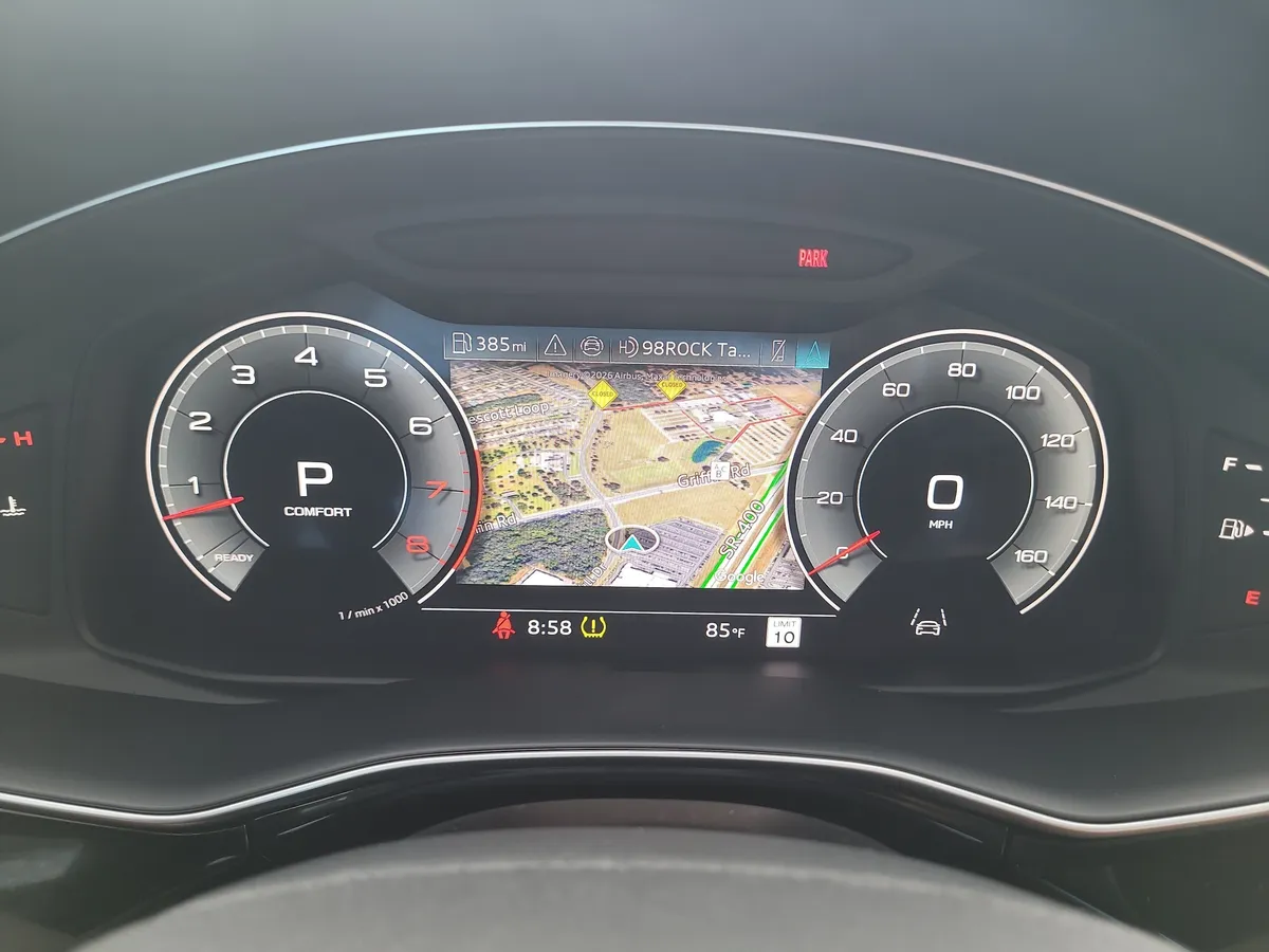 2025 Audi Q7 55 Premium thumbnail 31