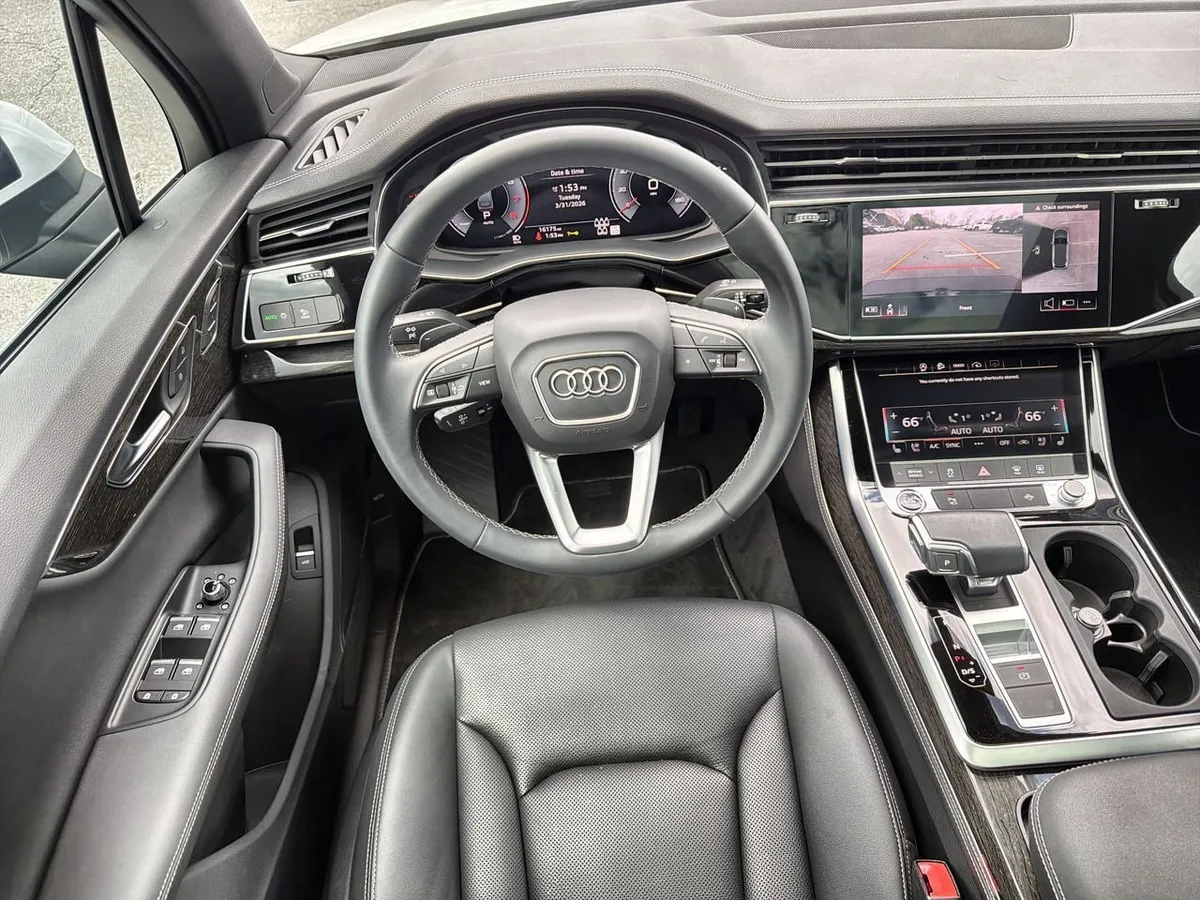 2025 Audi Q7 Premium Plus 55 TFSI quattro Tiptronic thumbnail 10