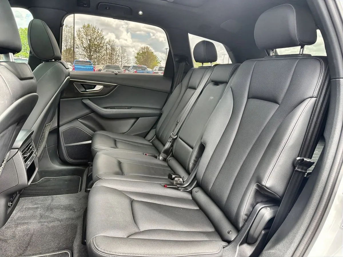 2025 Audi Q7 Premium Plus 55 TFSI quattro Tiptronic thumbnail 20