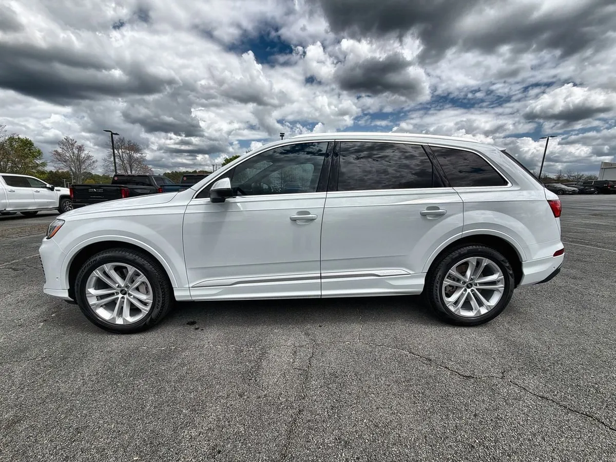 2025 Audi Q7 Premium Plus 55 TFSI quattro Tiptronic thumbnail 5