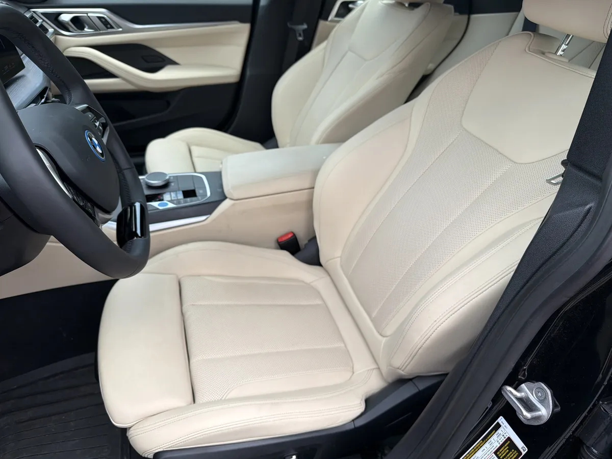 2025 BMW i4 eDrive40 thumbnail 16