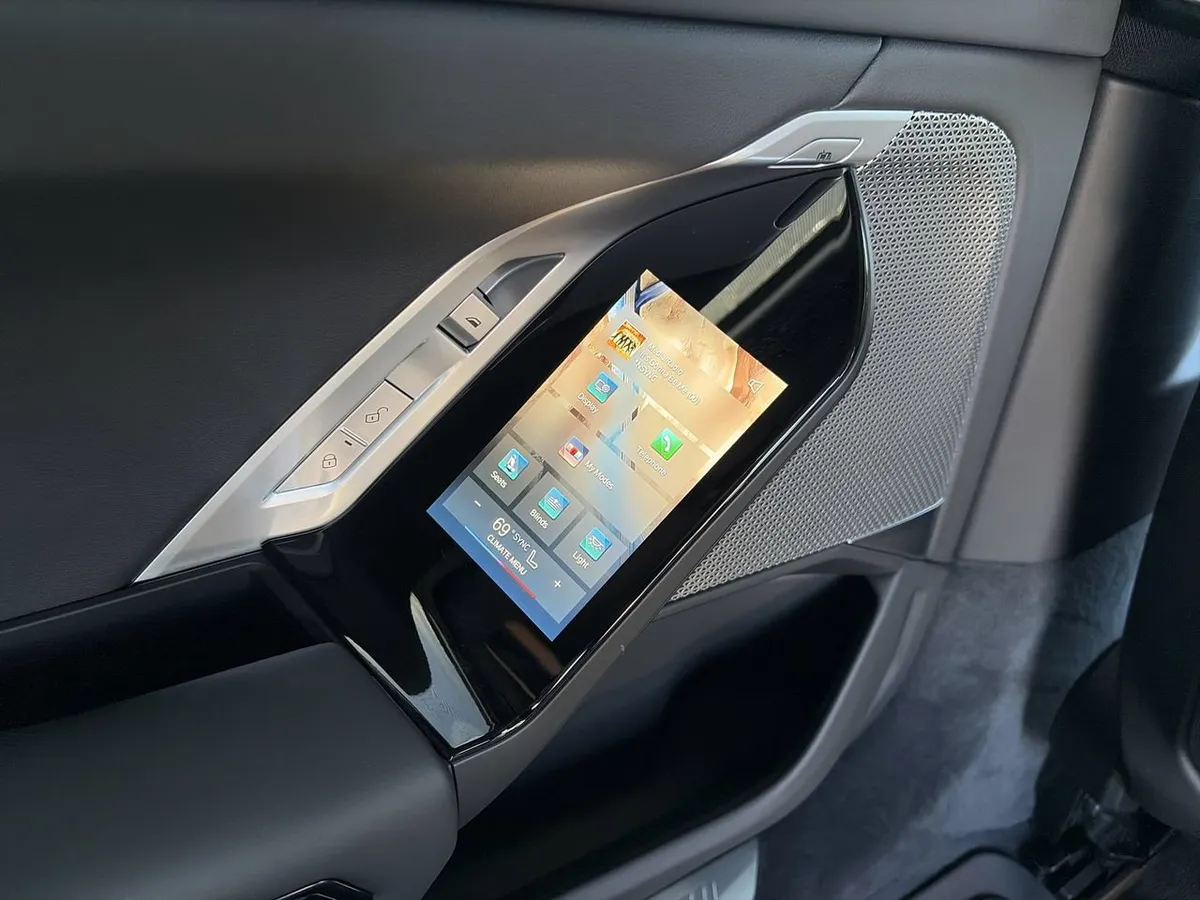 2025 BMW i7 eDrive50 thumbnail 31
