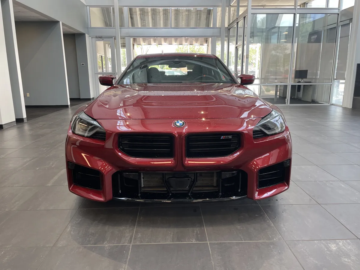 2025 BMW M2 thumbnail 2