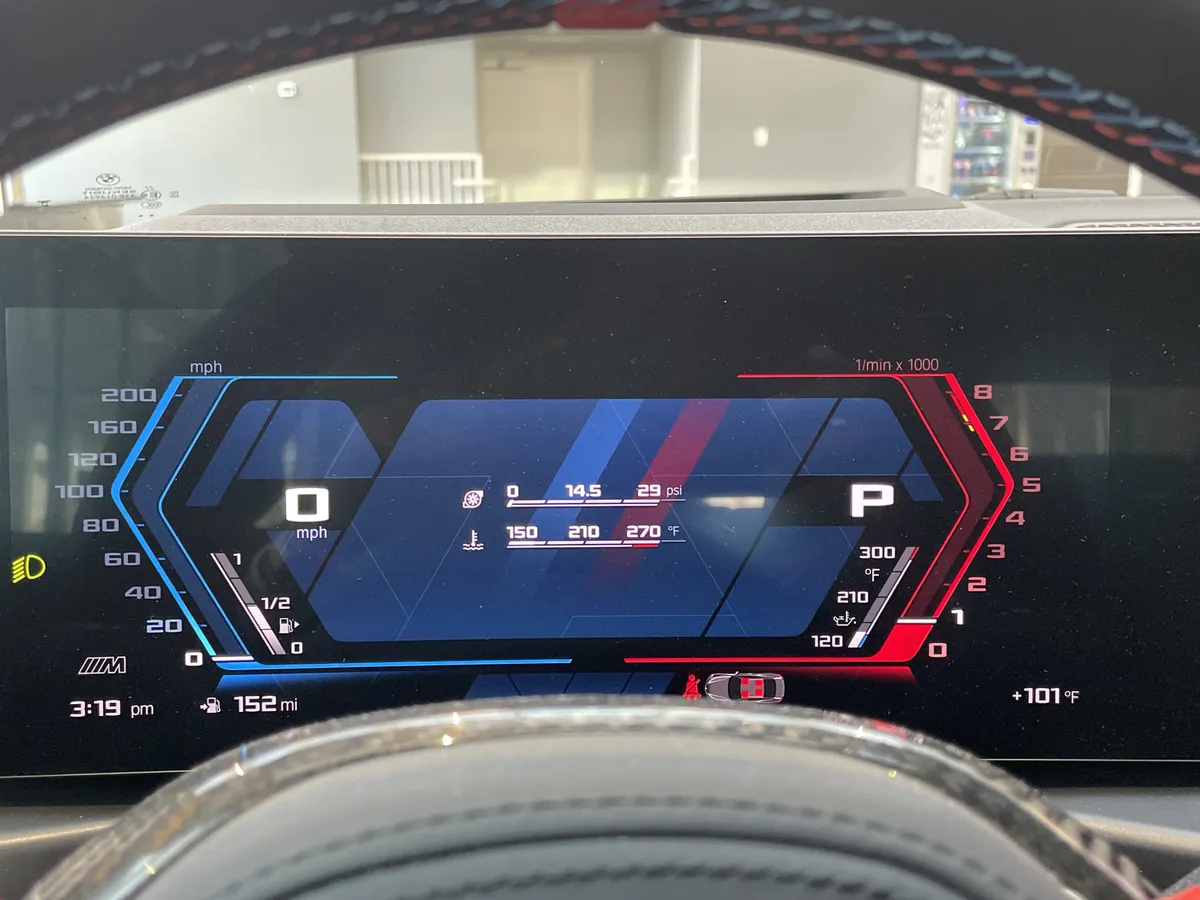 2025 BMW M2 thumbnail 22