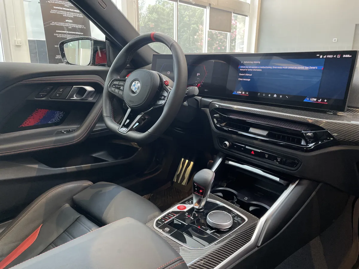 2025 BMW M2 thumbnail 37