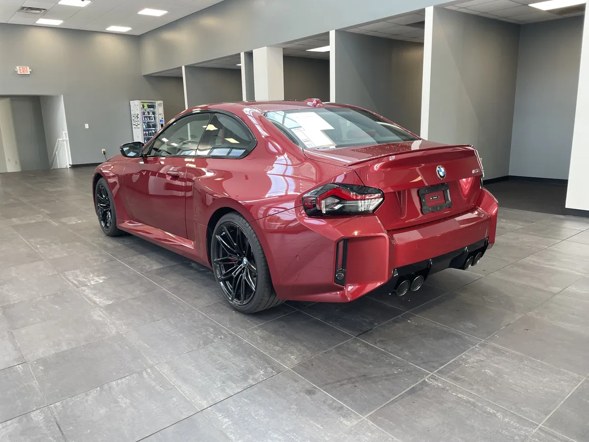 2025 BMW M2 thumbnail 7